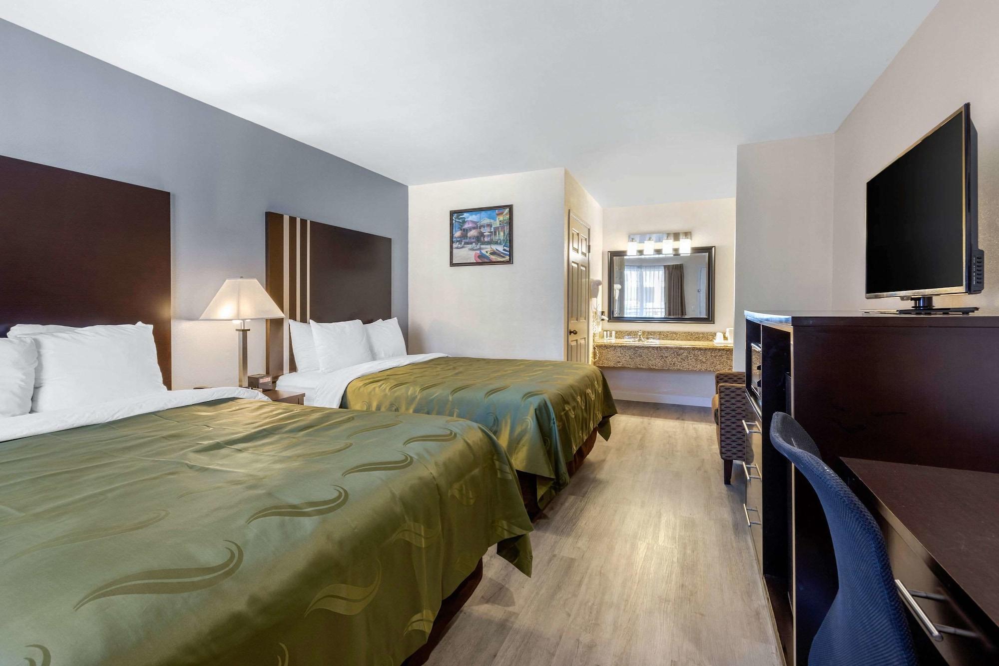 Quality Inn & Suites Huntington Beach Extérieur photo