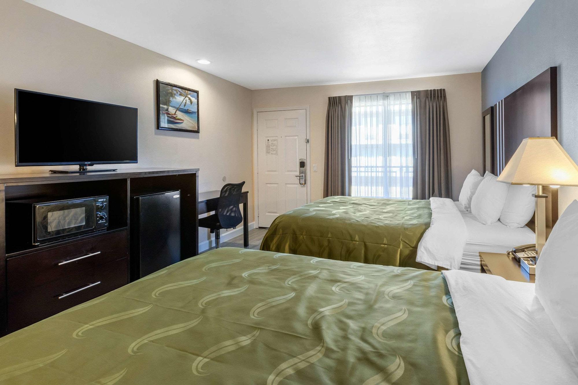 Quality Inn & Suites Huntington Beach Extérieur photo