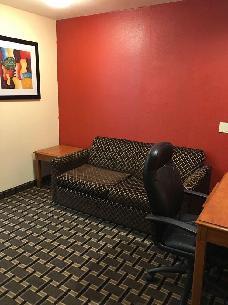 Quality Inn & Suites Huntington Beach Extérieur photo