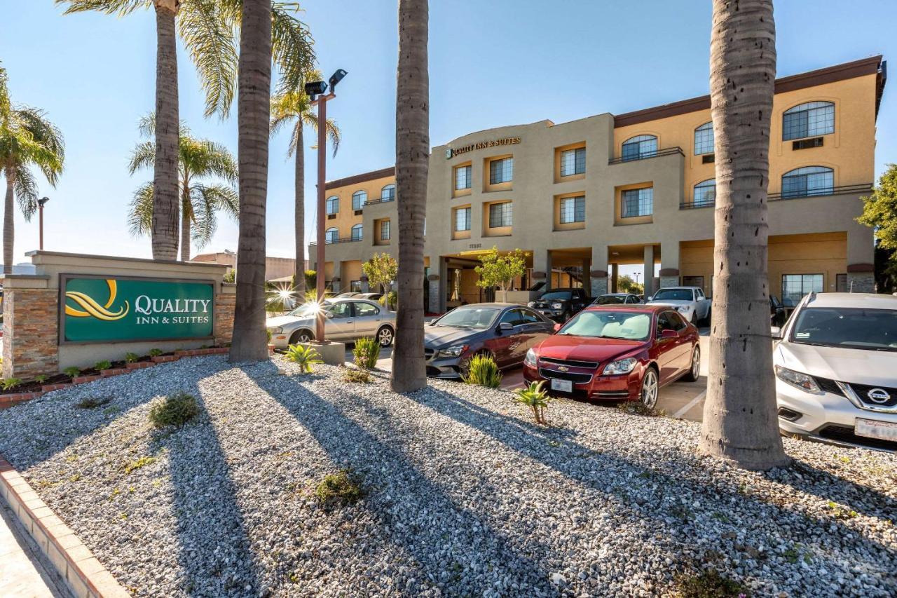 Quality Inn & Suites Huntington Beach Extérieur photo