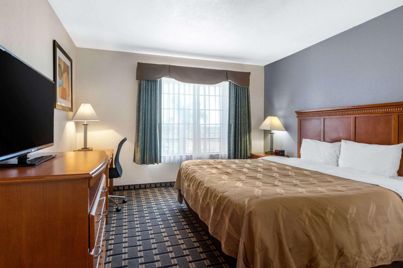 Quality Inn & Suites Huntington Beach Extérieur photo