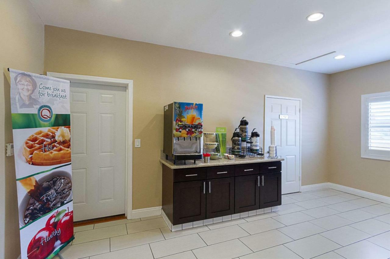 Quality Inn & Suites Huntington Beach Extérieur photo